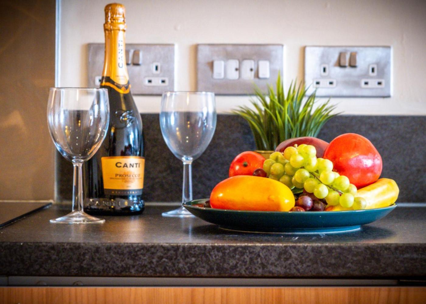 Chinatown - One Bed - Balcony - Secure Parking - Fast Wifi - Birmingham City Centre - 49A Eksteriør billede